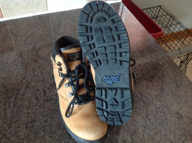 Ladies Hi Tec 'Transcender JX' leather walking boots - size 3. - Other ...