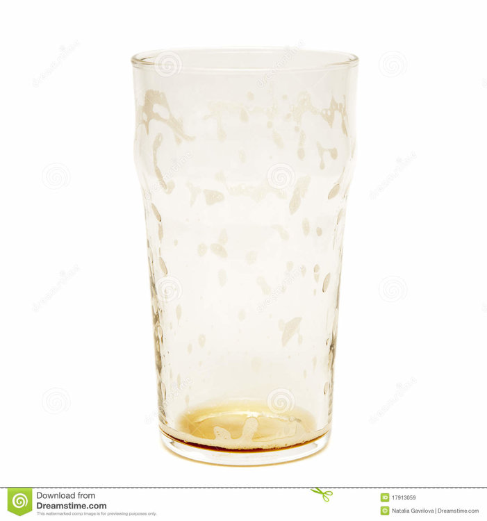 empty-beer-glass-17913059.jpg