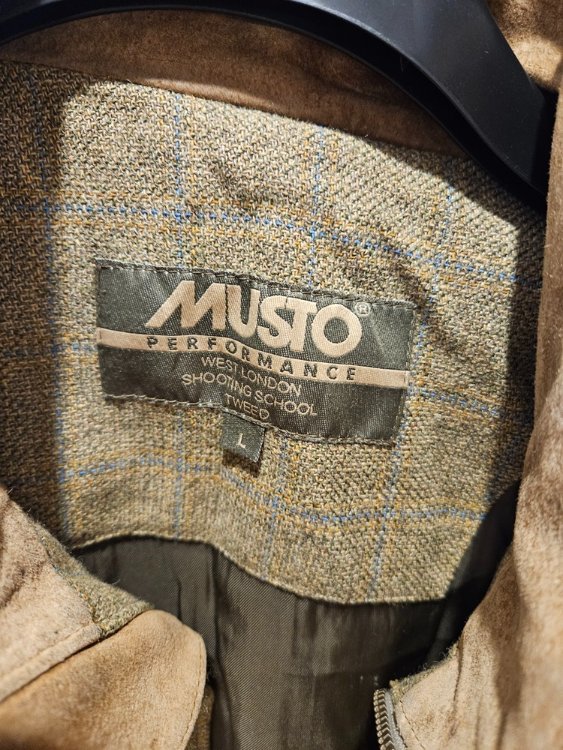 musto tweed 2.jpg