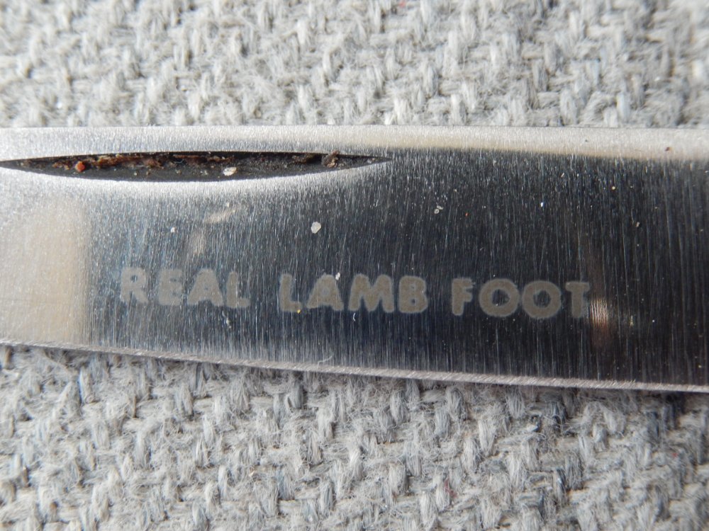 lambfoot knives 003.JPG