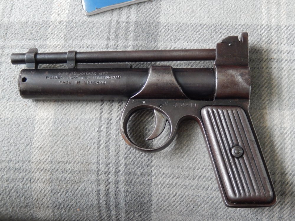 webley mk1 002.JPG